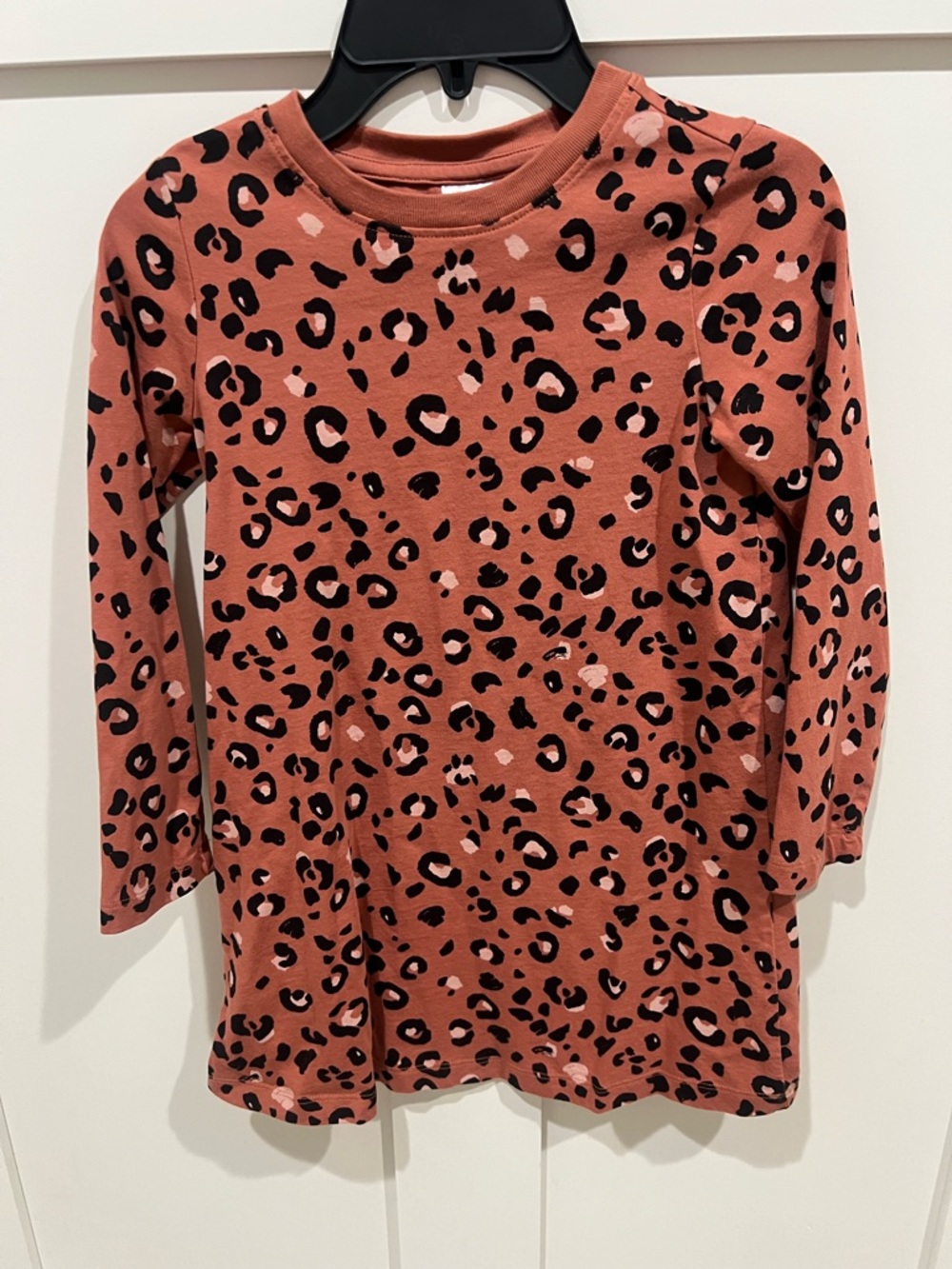 Hanna Andersson Girls' Long Sleeve Leopard Dress- Rust Pink with Black Spots